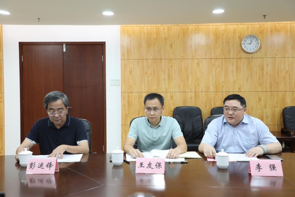 我校成功承办2022年全区特色普通高中网络培训班