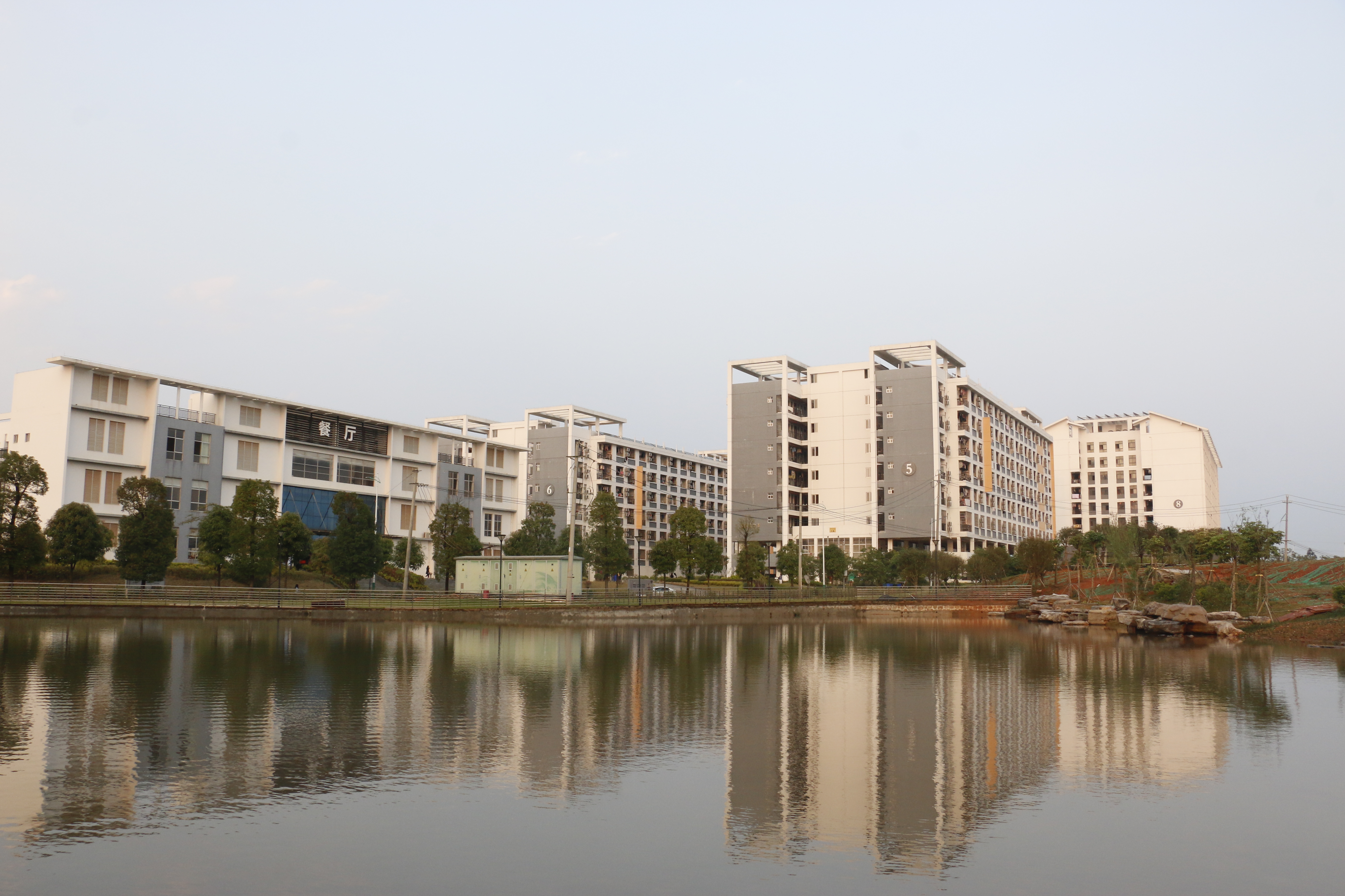 五合·春-南宁师范大学